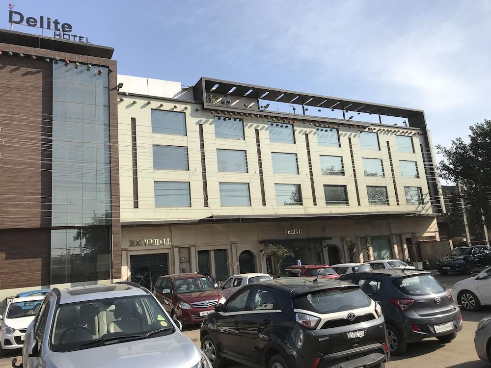 Delite Sarovar Portico Faridabad Dış mekan fotoğraf