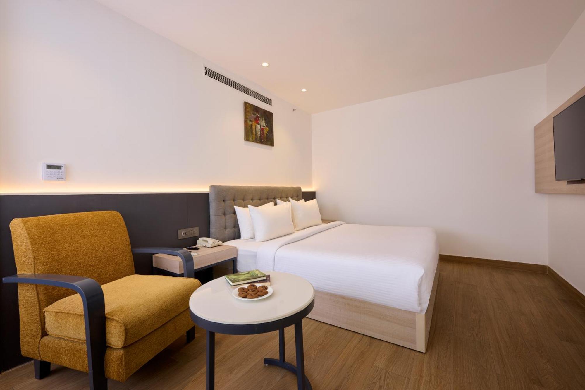 Delite Sarovar Portico Faridabad Dış mekan fotoğraf