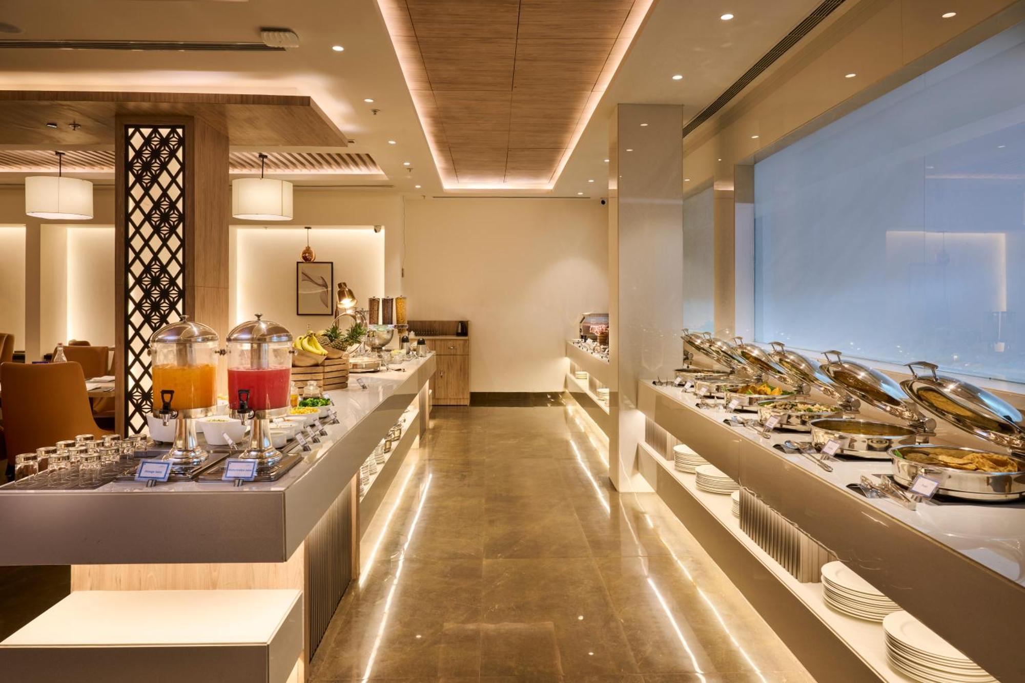 Delite Sarovar Portico Faridabad Dış mekan fotoğraf