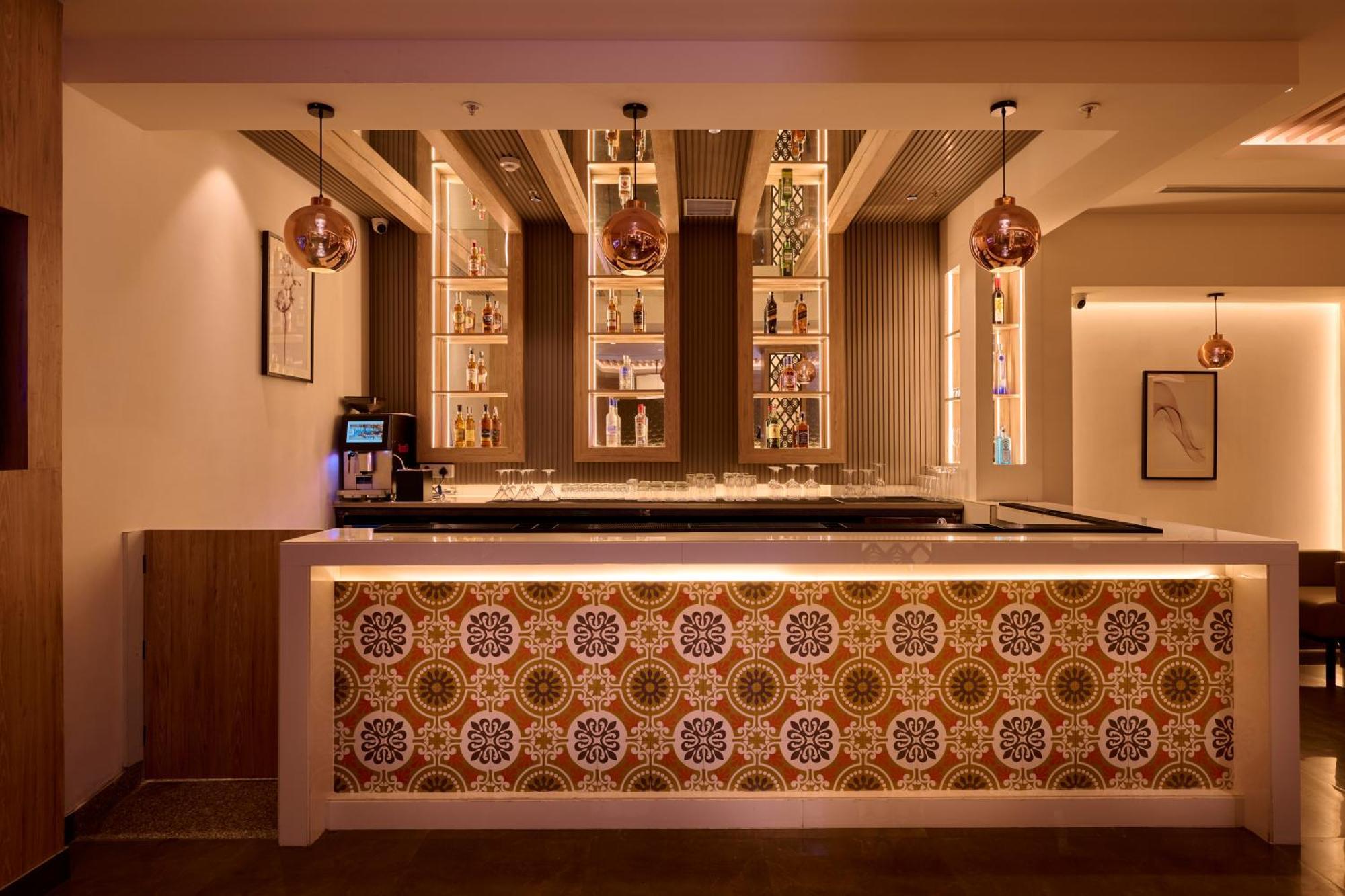 Delite Sarovar Portico Faridabad Dış mekan fotoğraf