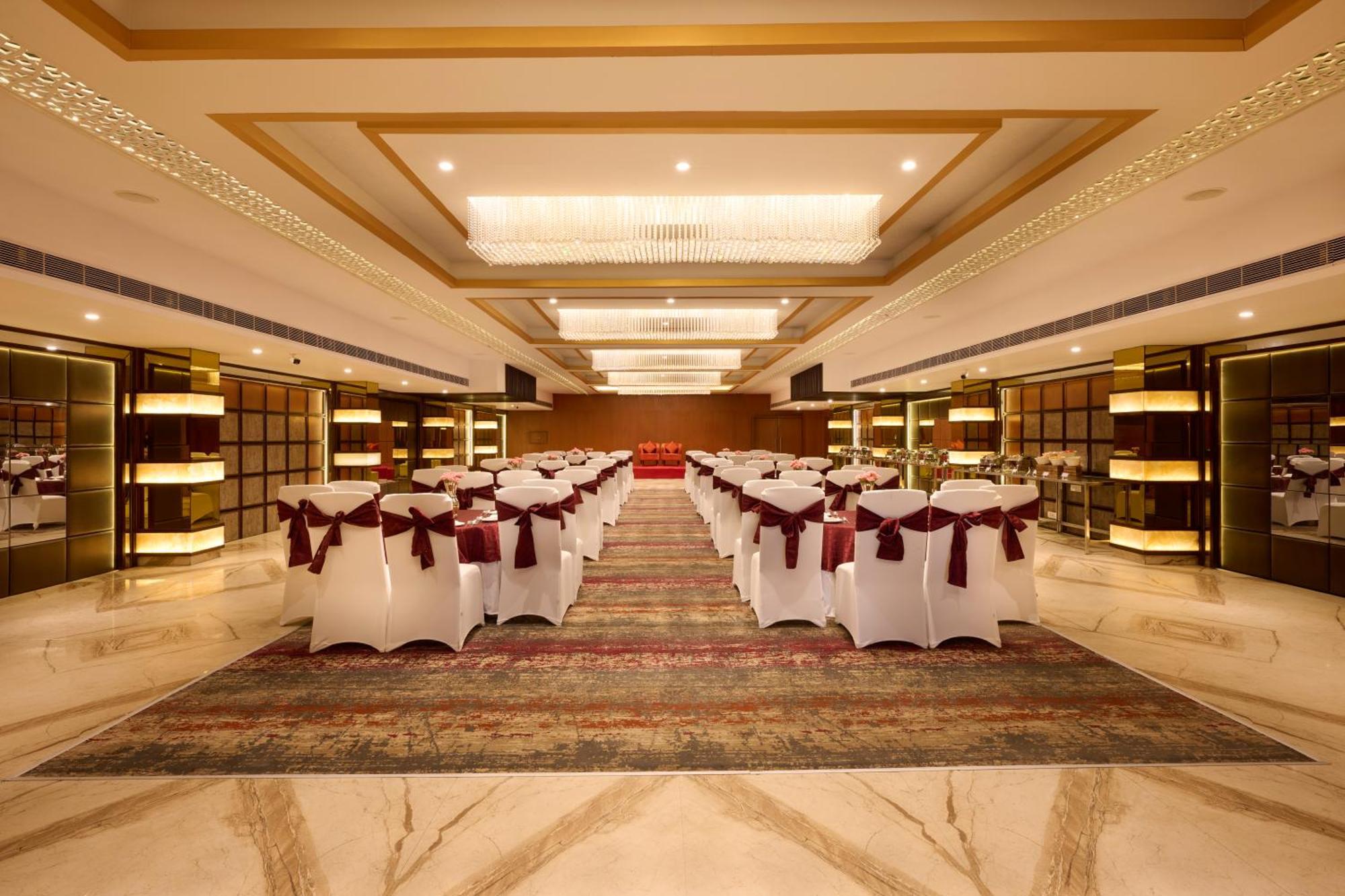 Delite Sarovar Portico Faridabad Dış mekan fotoğraf