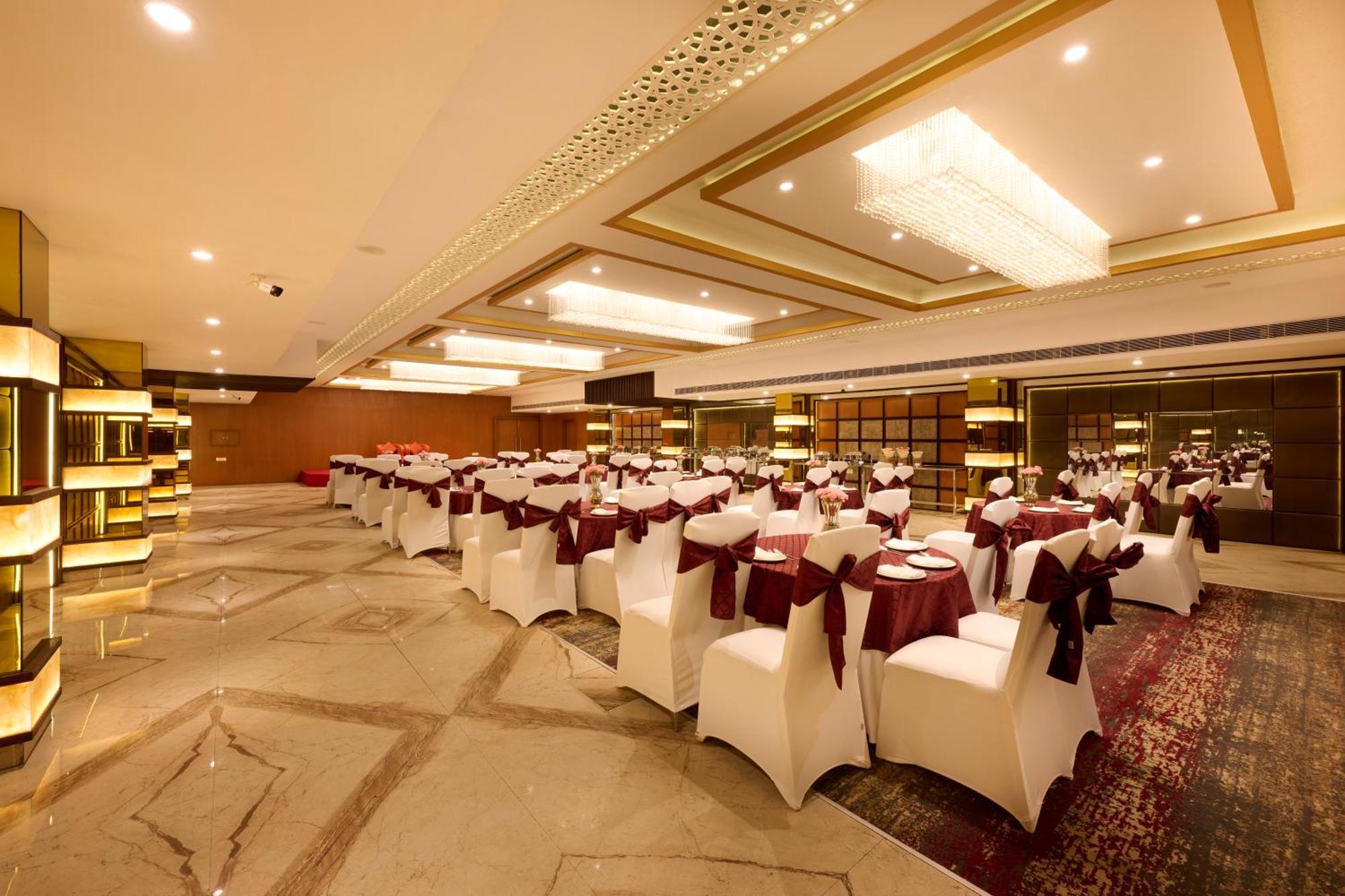 Delite Sarovar Portico Faridabad Dış mekan fotoğraf