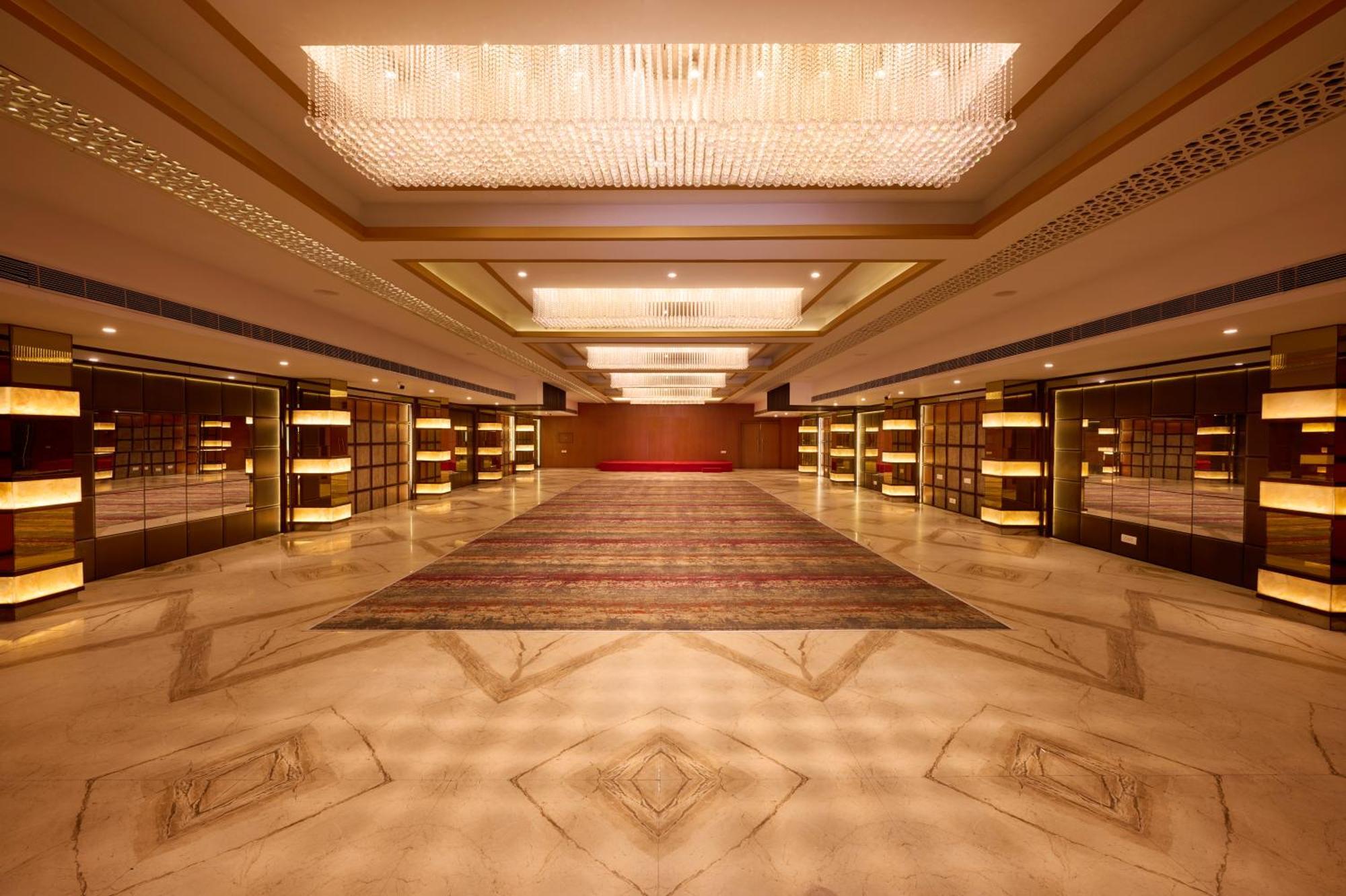 Delite Sarovar Portico Faridabad Dış mekan fotoğraf